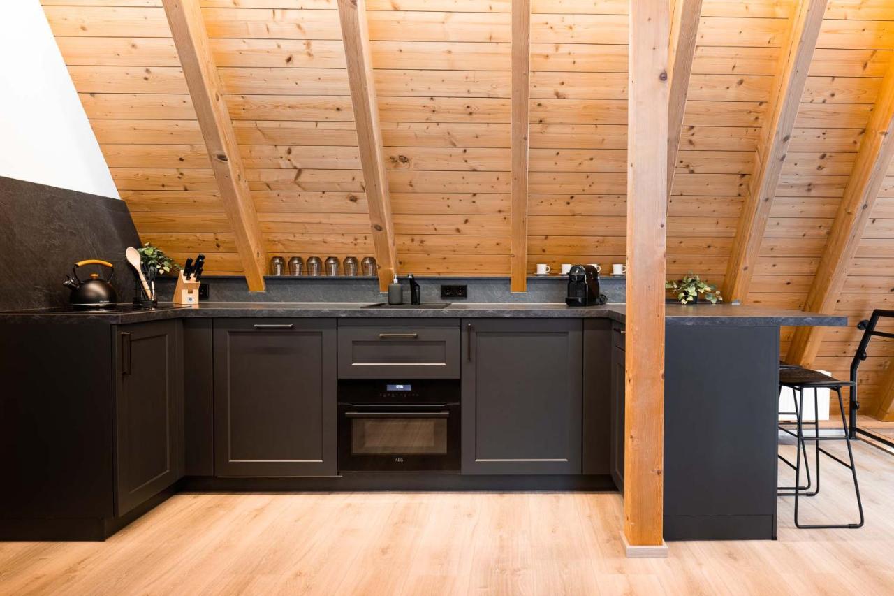 Stadtmauer Apartments: Luxurious Family-friendly By The